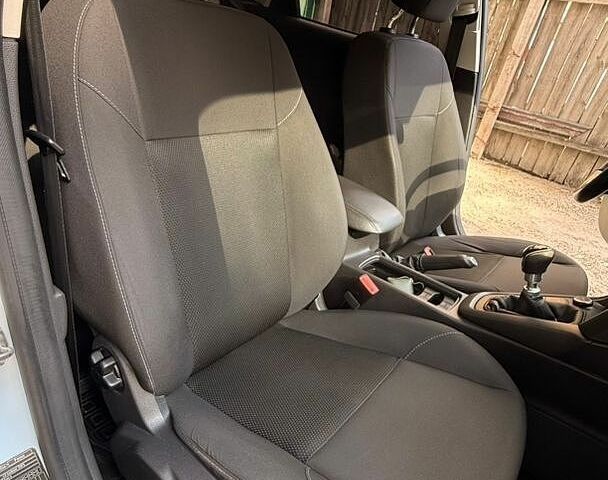 Білий Форд Фокус, об'ємом двигуна 1 л та пробігом 189 тис. км за 7200 $, фото 8 на Automoto.ua