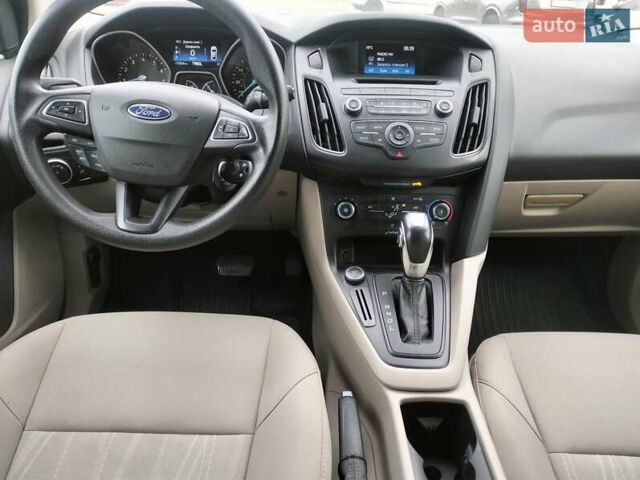 Білий Форд Фокус, об'ємом двигуна 2 л та пробігом 78 тис. км за 9200 $, фото 6 на Automoto.ua
