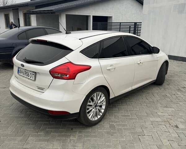 Белый Форд Фокус, объемом двигателя 2 л и пробегом 141 тыс. км за 7500 $, фото 6 на Automoto.ua