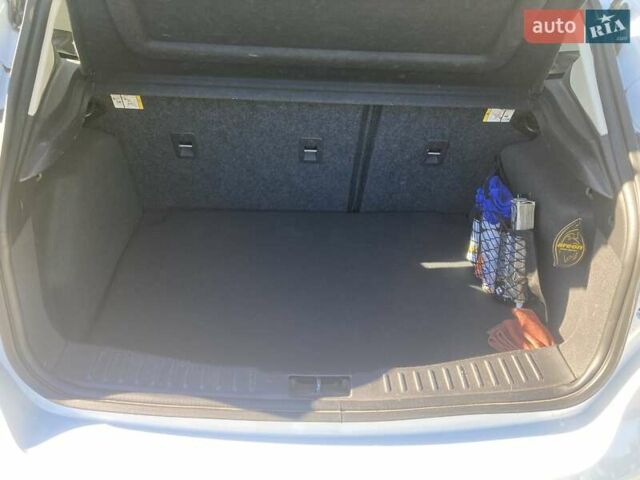 Белый Форд Фокус, объемом двигателя 2 л и пробегом 173 тыс. км за 8400 $, фото 10 на Automoto.ua