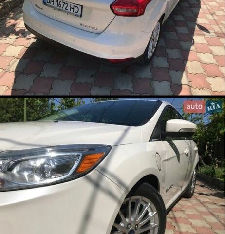 Форд Фокус 2015 в Раздельной на Automoto.ua Белый Форд Фокус, объемом двигателя 0 л и пробегом 45 тыс. км за 8500 $, фото 6 на Automoto.ua