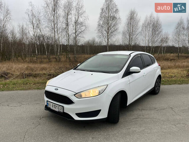 Белый Форд Фокус, объемом двигателя 1 л и пробегом 213 тыс. км за 6200 $, фото 2 на Automoto.ua