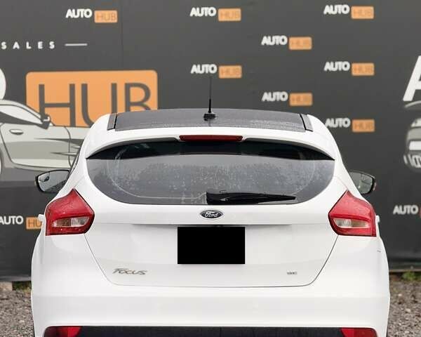 Белый Форд Фокус, объемом двигателя 2 л и пробегом 194 тыс. км за 7700 $, фото 6 на Automoto.ua