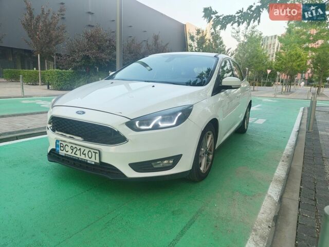 Білий Форд Фокус, об'ємом двигуна 1 л та пробігом 132 тис. км за 8500 $, фото 1 на Automoto.ua