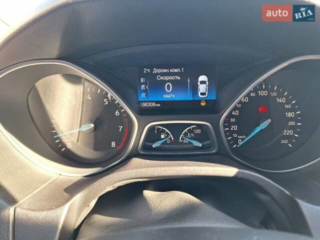 Білий Форд Фокус, об'ємом двигуна 1 л та пробігом 98 тис. км за 9600 $, фото 14 на Automoto.ua