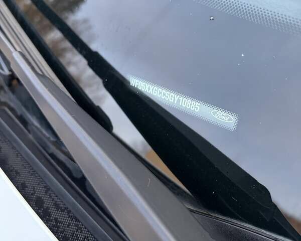 Белый Форд Фокус, объемом двигателя 1 л и пробегом 150 тыс. км за 7500 $, фото 13 на Automoto.ua