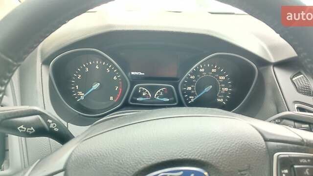 Білий Форд Фокус, об'ємом двигуна 2 л та пробігом 162 тис. км за 8999 $, фото 7 на Automoto.ua