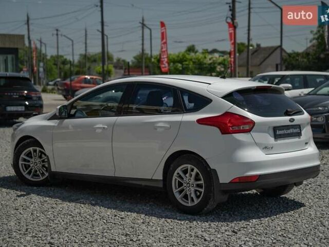 Белый Форд Фокус, объемом двигателя 1 л и пробегом 191 тыс. км за 8700 $, фото 6 на Automoto.ua