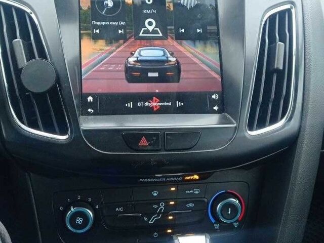 Білий Форд Фокус, об'ємом двигуна 2 л та пробігом 182 тис. км за 9200 $, фото 5 на Automoto.ua