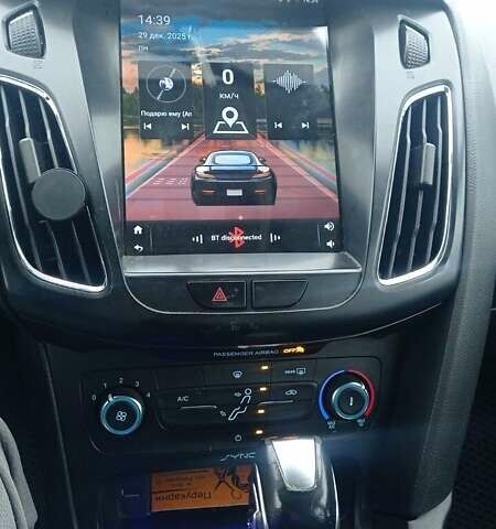 Білий Форд Фокус, об'ємом двигуна 2 л та пробігом 182 тис. км за 8700 $, фото 11 на Automoto.ua