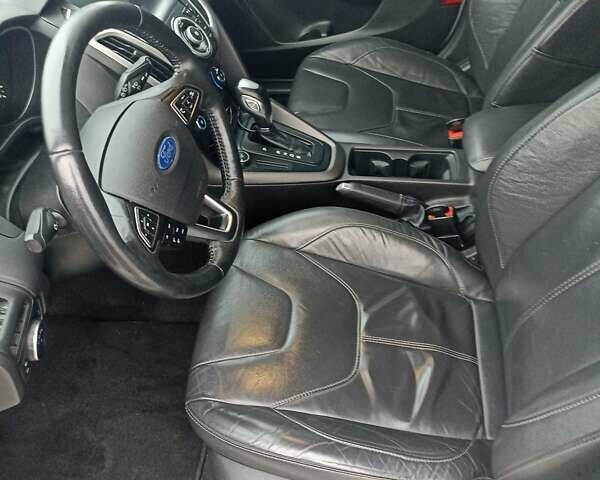 Белый Форд Фокус, объемом двигателя 2 л и пробегом 152 тыс. км за 8700 $, фото 7 на Automoto.ua