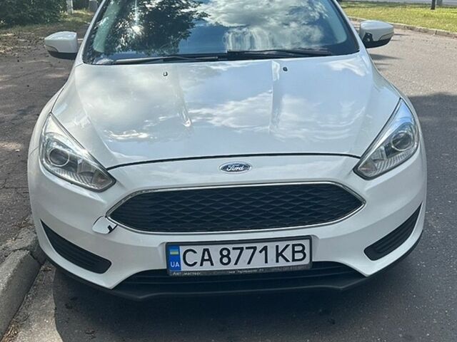 Белый Форд Фокус, объемом двигателя 2 л и пробегом 255 тыс. км за 7200 $, фото 11 на Automoto.ua