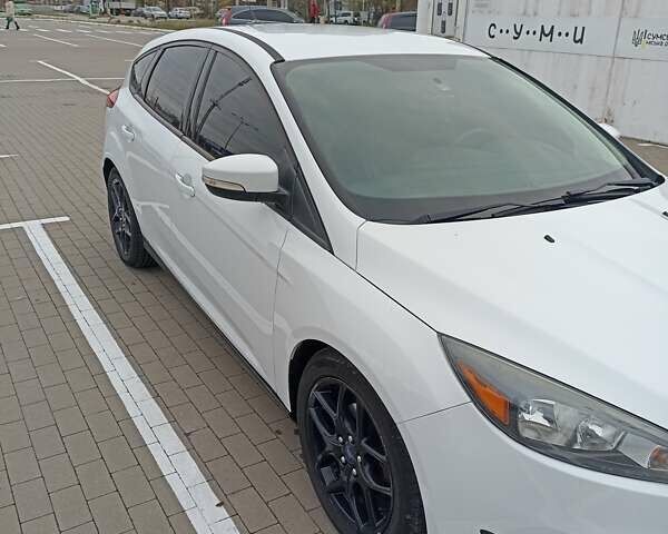 Белый Форд Фокус, объемом двигателя 2 л и пробегом 152 тыс. км за 8700 $, фото 2 на Automoto.ua