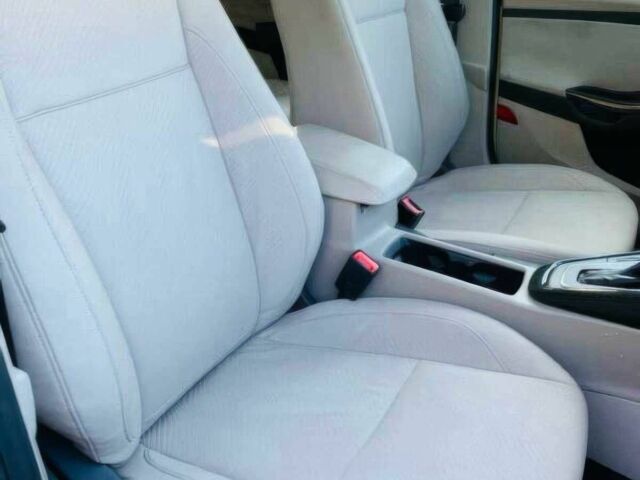 Белый Форд Фокус, объемом двигателя 0 л и пробегом 80 тыс. км за 7900 $, фото 8 на Automoto.ua