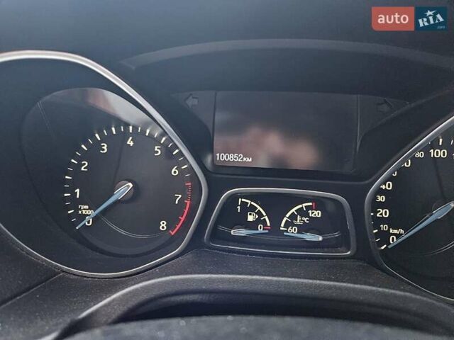 Белый Форд Фокус, объемом двигателя 1 л и пробегом 100 тыс. км за 8500 $, фото 4 на Automoto.ua