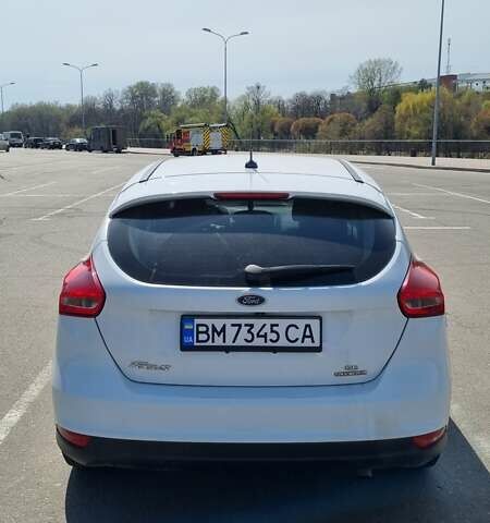 Белый Форд Фокус, объемом двигателя 2 л и пробегом 158 тыс. км за 8000 $, фото 2 на Automoto.ua