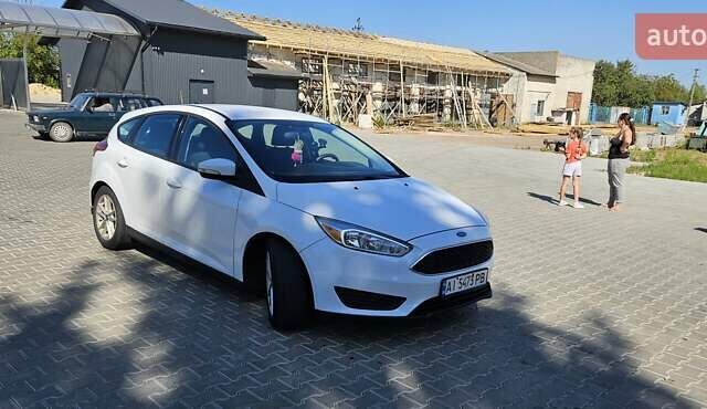 Белый Форд Фокус, объемом двигателя 2 л и пробегом 213 тыс. км за 8999 $, фото 7 на Automoto.ua