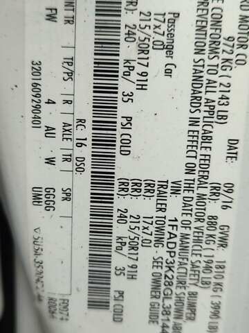 Білий Форд Фокус, об'ємом двигуна 2 л та пробігом 162 тис. км за 8999 $, фото 15 на Automoto.ua