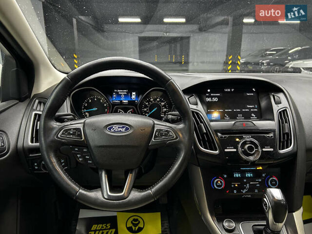 Білий Форд Фокус, об'ємом двигуна 2 л та пробігом 177 тис. км за 8700 $, фото 10 на Automoto.ua