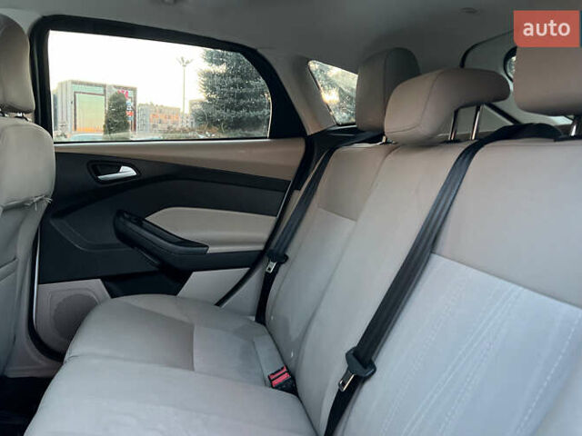 Білий Форд Фокус, об'ємом двигуна 2 л та пробігом 224 тис. км за 9200 $, фото 20 на Automoto.ua