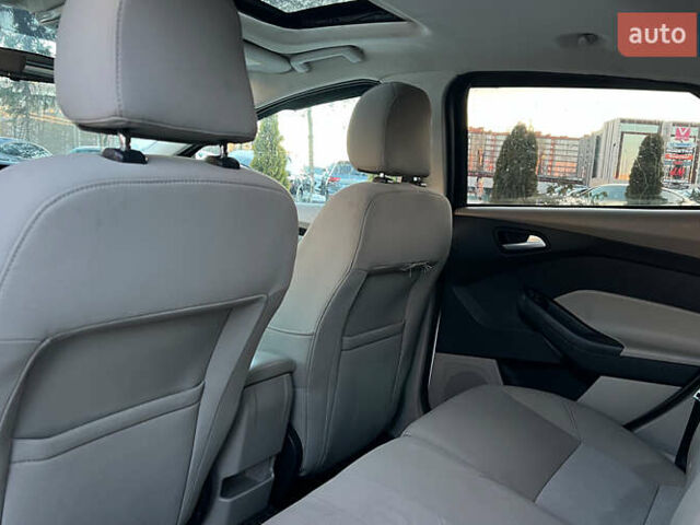 Білий Форд Фокус, об'ємом двигуна 2 л та пробігом 224 тис. км за 9200 $, фото 19 на Automoto.ua