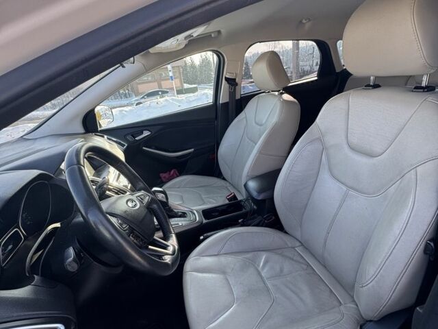 Білий Форд Фокус, об'ємом двигуна 2 л та пробігом 170 тис. км за 8500 $, фото 6 на Automoto.ua