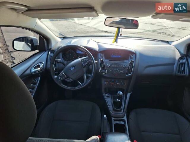 Білий Форд Фокус, об'ємом двигуна 1 л та пробігом 98 тис. км за 9600 $, фото 16 на Automoto.ua