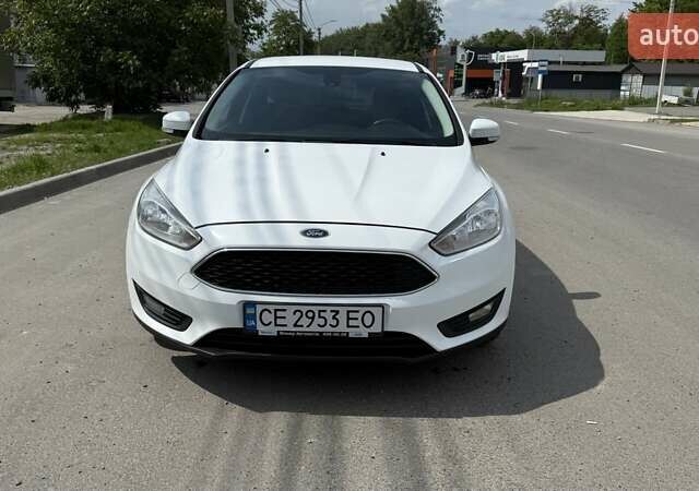 Форд Фокус 2016 у Чернівцях на Automoto.ua Білий Форд Фокус, об'ємом двигуна 1 л та пробігом 190 тис. км за 7600 $, фото 12 на Automoto.ua
