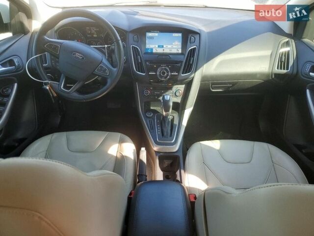 Білий Форд Фокус, об'ємом двигуна 2 л та пробігом 88 тис. км за 650 $, фото 7 на Automoto.ua