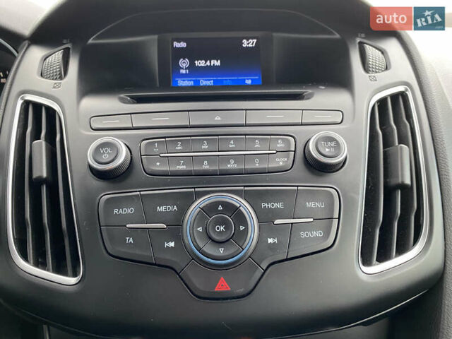 Білий Форд Фокус, об'ємом двигуна 1 л та пробігом 177 тис. км за 10100 $, фото 10 на Automoto.ua