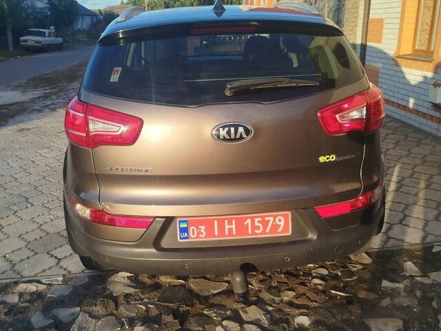 Білий Форд Фокус, об'ємом двигуна 2 л та пробігом 153 тис. км за 7312 $, фото 8 на Automoto.ua