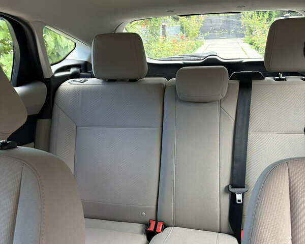 Белый Форд Фокус, объемом двигателя 0 л и пробегом 68 тыс. км за 10200 $, фото 6 на Automoto.ua