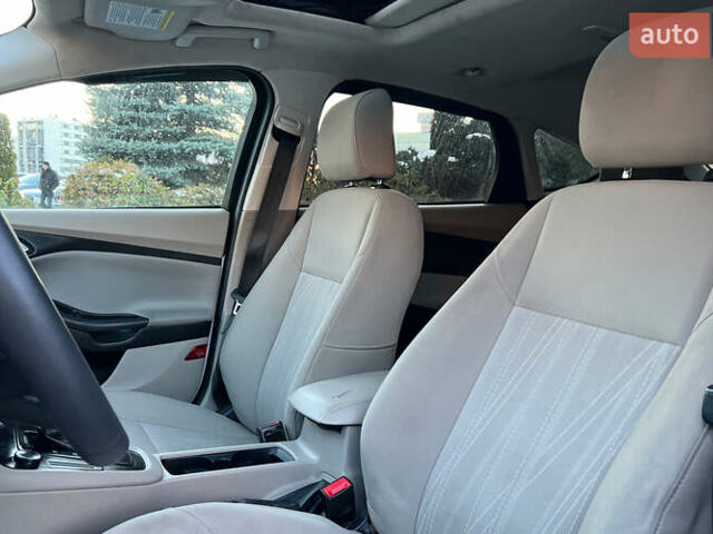 Білий Форд Фокус, об'ємом двигуна 2 л та пробігом 224 тис. км за 9200 $, фото 8 на Automoto.ua