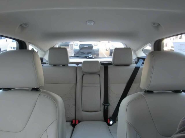 Белый Форд Фокус, объемом двигателя 0 л и пробегом 77 тыс. км за 2800 $, фото 13 на Automoto.ua