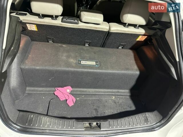 Білий Форд Фокус, об'ємом двигуна 0 л та пробігом 122 тис. км за 8500 $, фото 22 на Automoto.ua