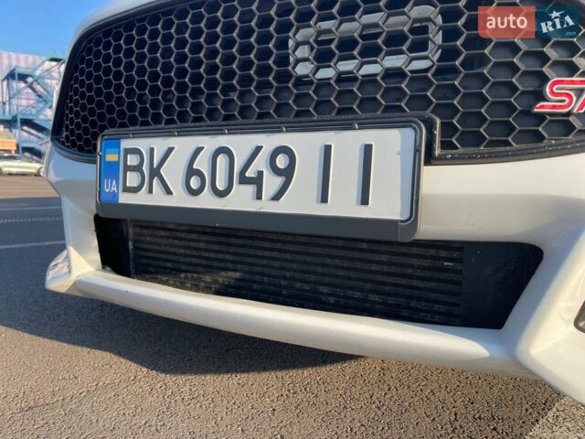 Білий Форд Фокус, об'ємом двигуна 2 л та пробігом 152 тис. км за 14000 $, фото 2 на Automoto.ua