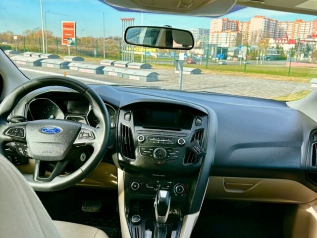 Білий Форд Фокус, об'ємом двигуна 2 л та пробігом 225 тис. км за 7300 $, фото 5 на Automoto.ua