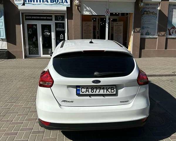 Білий Форд Фокус, об'ємом двигуна 2 л та пробігом 230 тис. км за 6000 $, фото 4 на Automoto.ua