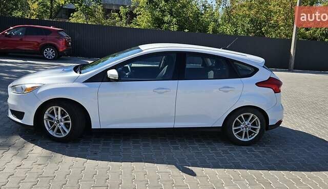 Белый Форд Фокус, объемом двигателя 2 л и пробегом 213 тыс. км за 8999 $, фото 1 на Automoto.ua