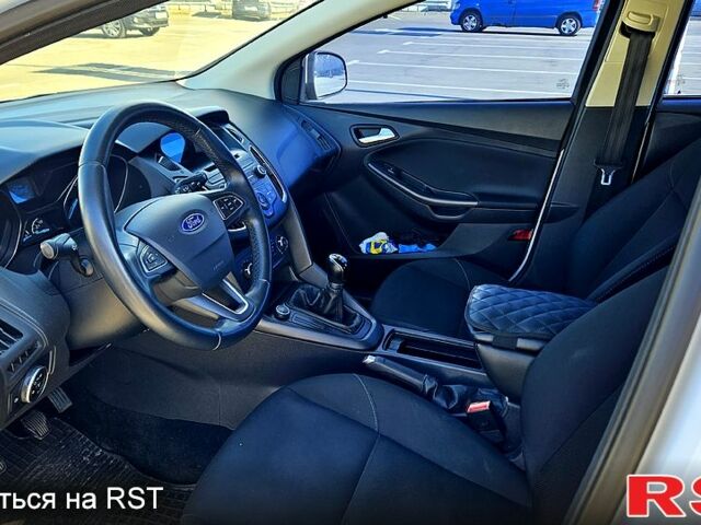 Белый Форд Фокус, объемом двигателя 16 л и пробегом 154 тыс. км за 8900 $, фото 4 на Automoto.ua