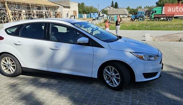 Белый Форд Фокус, объемом двигателя 2 л и пробегом 213 тыс. км за 8999 $, фото 6 на Automoto.ua