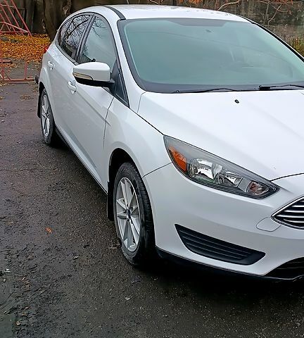 Білий Форд Фокус, об'ємом двигуна 2 л та пробігом 189 тис. км за 8600 $, фото 5 на Automoto.ua