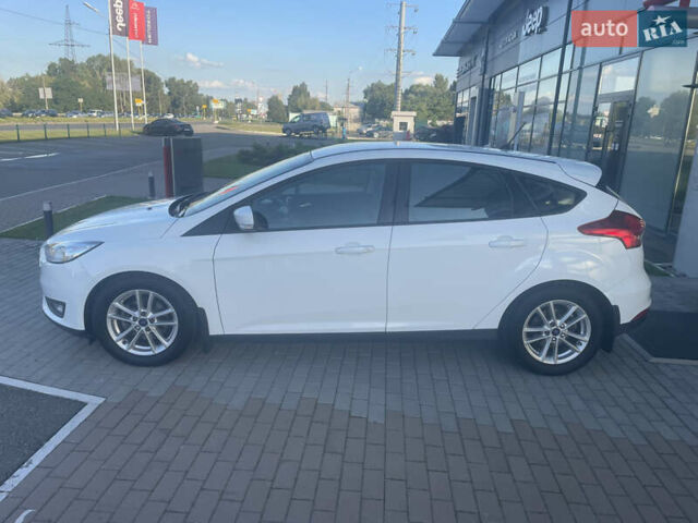 Белый Форд Фокус, объемом двигателя 1 л и пробегом 92 тыс. км за 11000 $, фото 12 на Automoto.ua