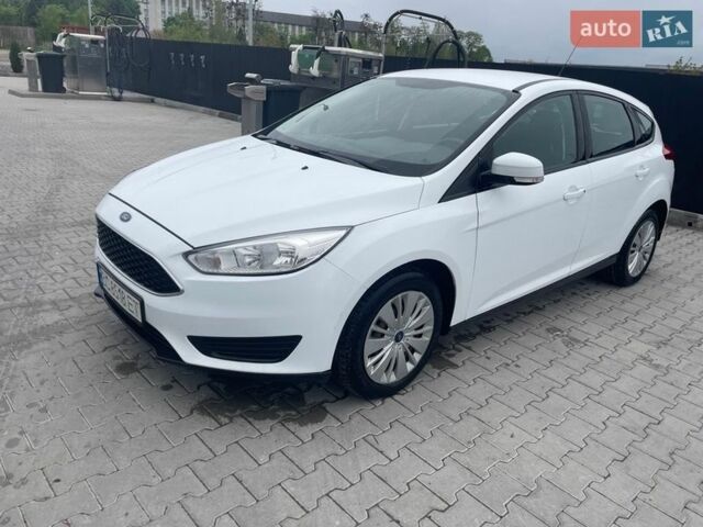 Білий Форд Фокус, об'ємом двигуна 1.5 л та пробігом 182 тис. км за 8200 $, фото 3 на Automoto.ua