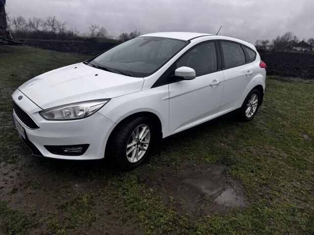 Белый Форд Фокус, объемом двигателя 1.5 л и пробегом 211 тыс. км за 9800 $, фото 4 на Automoto.ua