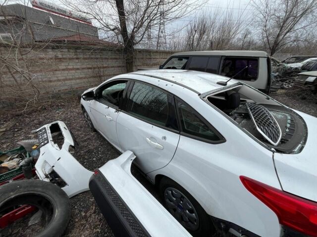Білий Форд Фокус, об'ємом двигуна 0 л та пробігом 2 тис. км за 2500 $, фото 4 на Automoto.ua