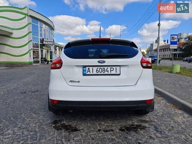 Белый Форд Фокус, объемом двигателя 1.5 л и пробегом 207 тыс. км за 8600 $, фото 3 на Automoto.ua