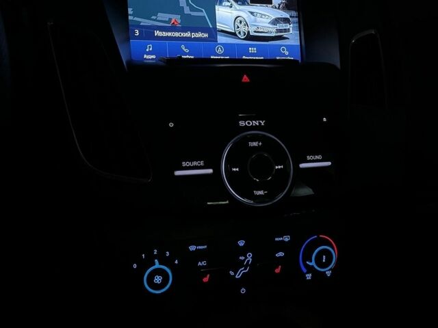 Білий Форд Фокус, об'ємом двигуна 1.6 л та пробігом 127 тис. км за 13300 $, фото 51 на Automoto.ua