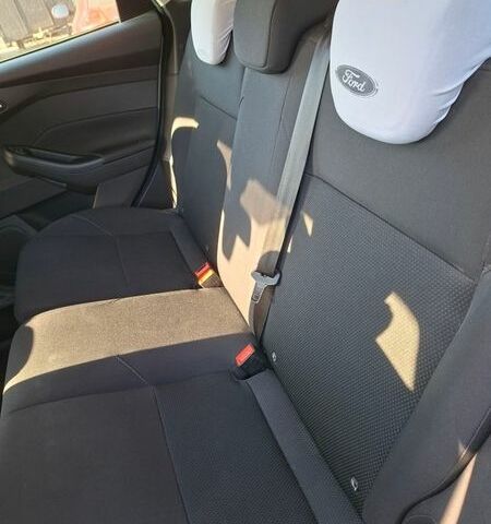 Белый Форд Фокус, объемом двигателя 1 л и пробегом 108 тыс. км за 9500 $, фото 16 на Automoto.ua