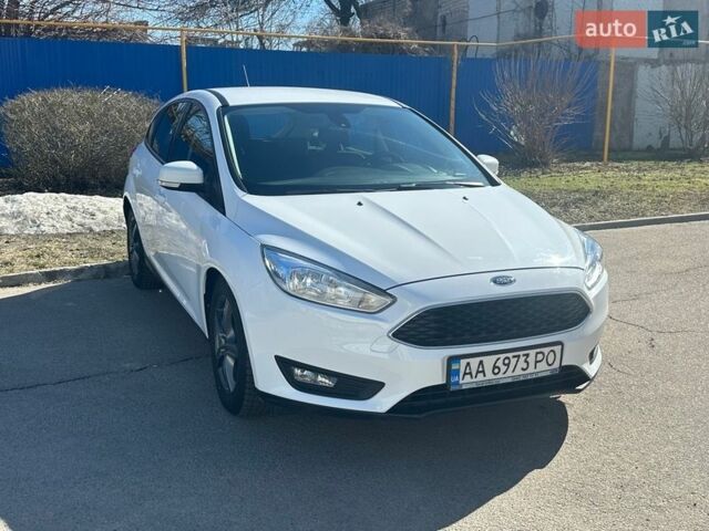 Білий Форд Фокус, об'ємом двигуна 1 л та пробігом 93 тис. км за 11100 $, фото 8 на Automoto.ua
